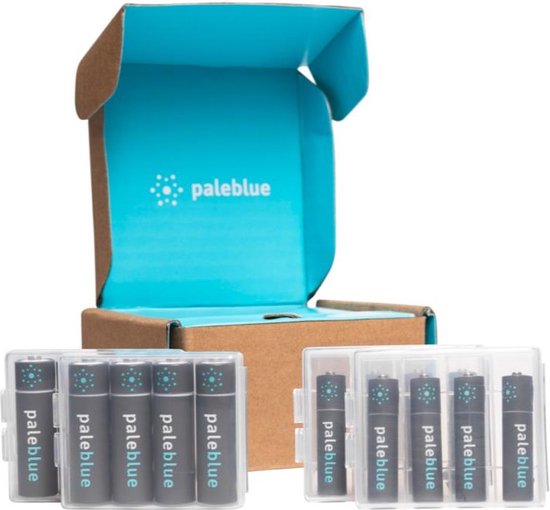 Pale Blue Earth - Sustainability Kit 8xAA / 8xAAA - Micro-USB oplaadbare batterijen - Lithium - lichter, sneller opladen, hoger vermogen, duurzaam - 1% for the planet