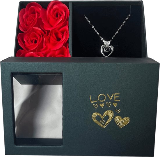 Sieradendoos - 100 Talen I Love You Ketting - 6 Zeep Rozen - Love Box - Valentijn - Valentijn Cadeautje Voor Haar - Valentijnsdag - Valentijn Cadeautje Vrouw