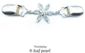 Vestsluiting - 6 leaf pearl- broches - vestclip dames -vestsluiting dames - vestclip - vestsluiting vestclip - sjaalspeld - vestspeld - vestklem