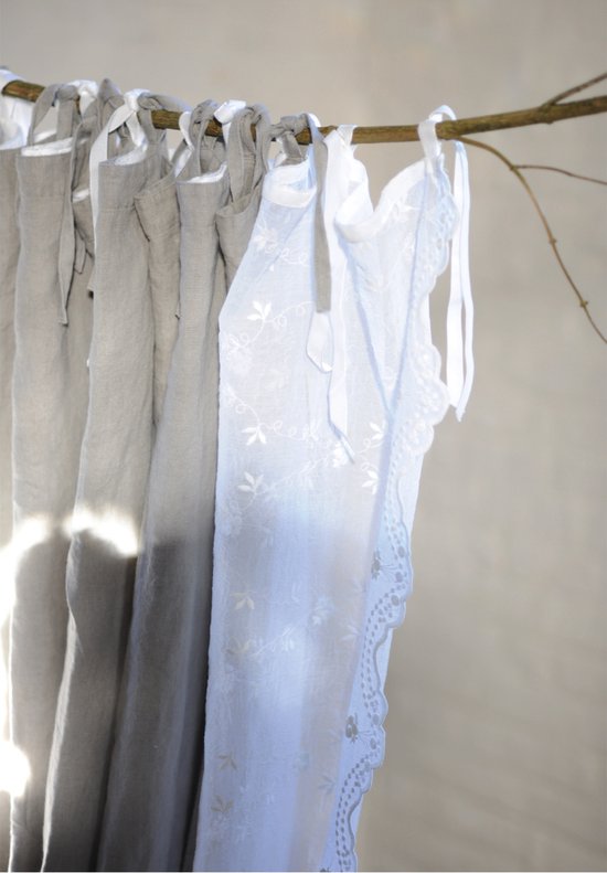 Rideaux | Victoria - Voile Brodé - Rose - Rebords Ondulés & Rubans Velours - 180x280 cm - Pimlico