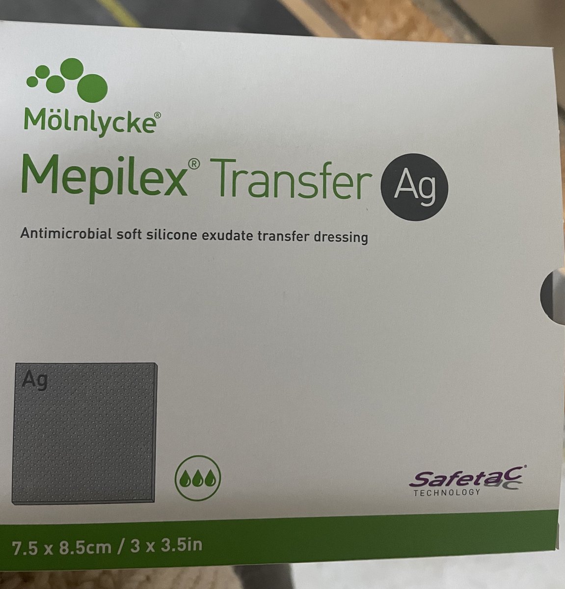 Goedkoopste Mölnlycke - MEPILEX - TRANSFER AG - 7,5X8,5 CM - STERIL - 10 stuks in een doos