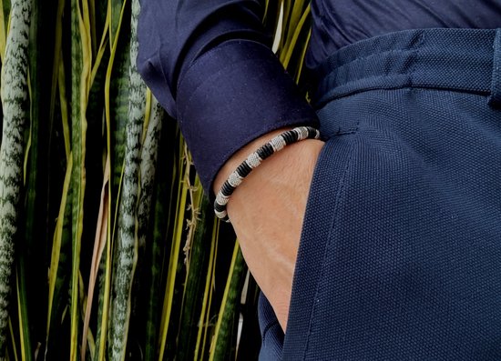 Bracelet en acier inoxydable avec combinaison d'anneaux en PU Mauro Vinci® Tiju couleur argent 20cm