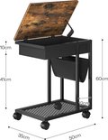 Zijtafel met houten blad dat omhoog klapt, met afmetingen in cm: 50x35x60cm. Zwarte stoffen mand, metalen frame en wieltjes.