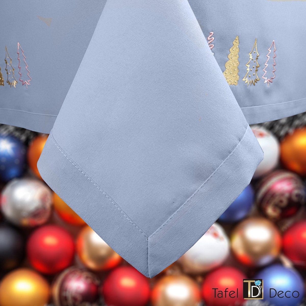 Tafel-Deco Kerst tafelkleed grijs met blauwe tint, geborduurd, rechthoek , model Jola, 140 x 270 cm