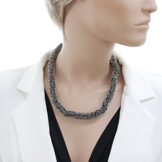 Behave Collier court en métal