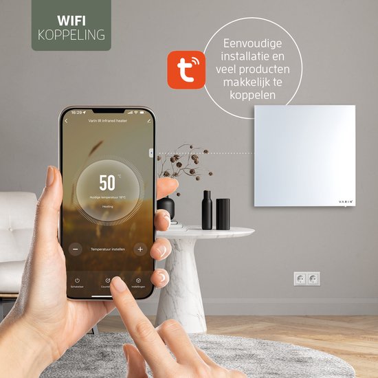Varin smart heater met wifi koppeling, bediend via smartphone app, naast een witte bijzettafel.