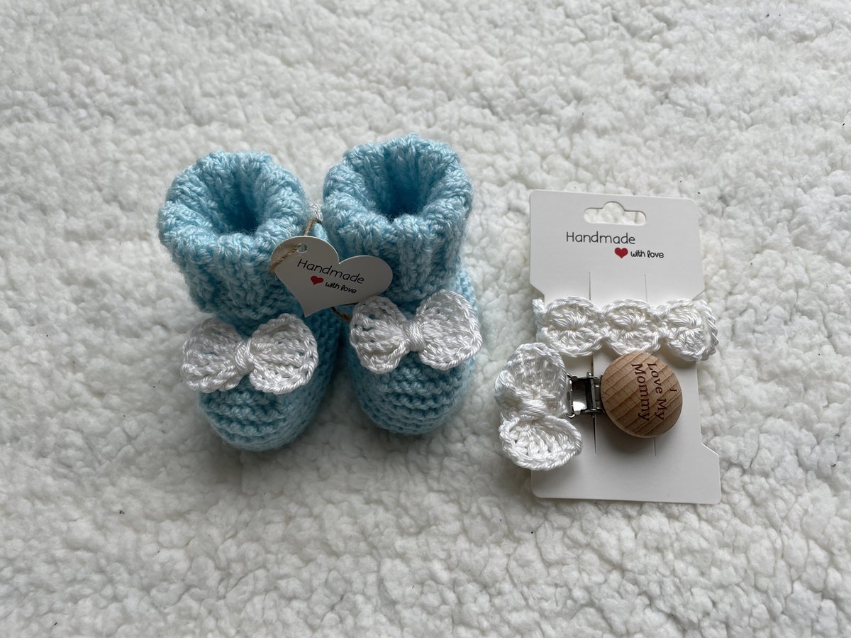 Goedkoopste Maminobaby.nl baby geschenkset jongens | Kerst | Handgemaakt | Babyslofjes | Speenkoord | Kraamcadeu | Babyshower