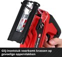 Detail van de Einhell decoupeerzaag met een kunststof glij-inzetstuk om krassen op gevoelige oppervlakken te voorkomen.