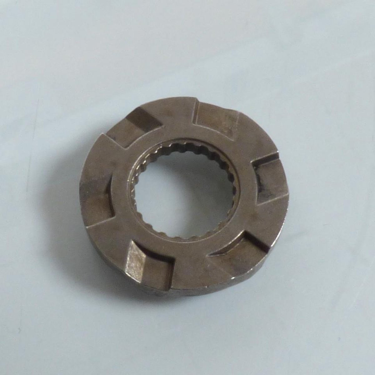 rocher originele kickmoer voor scooter piaggio 125 vespa gts 2007 tot 2012 827386 nieuw