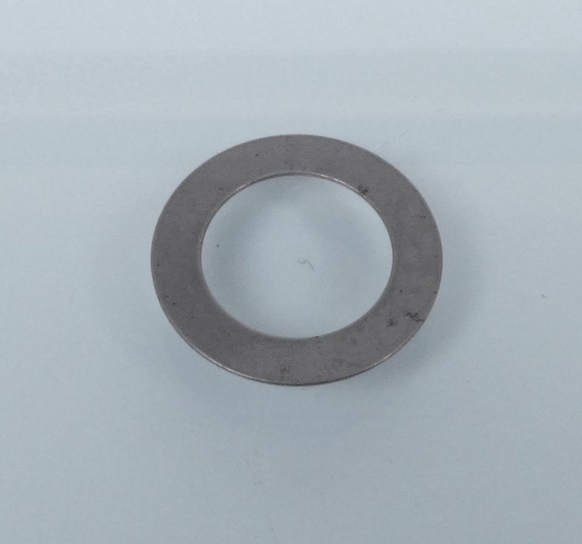 Rondelle origine pour moto Peugeot 50 XP6 SM 2008 à 2013 753376 / 16x25x0.6mm Neuf