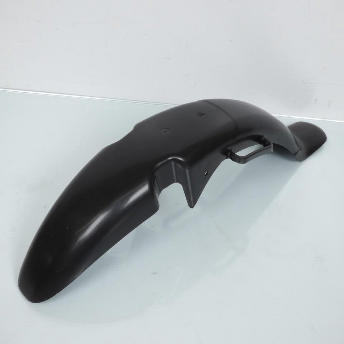 voorspatbord rsm voor bromfiets peugeot 50 103 spectrum zwart ruw te schilderen