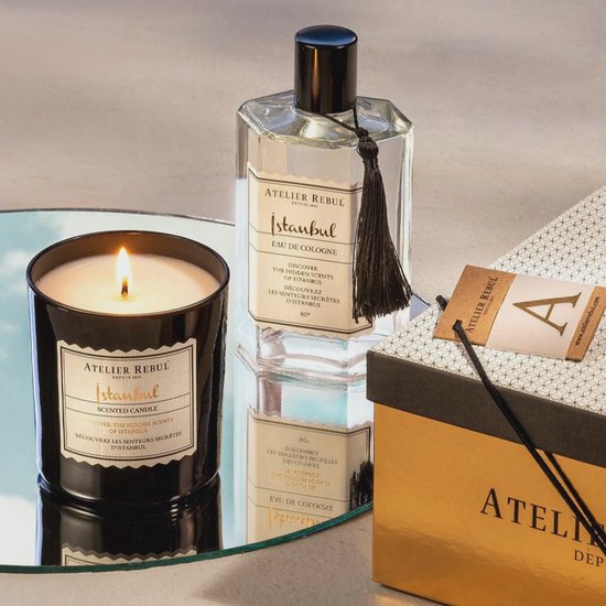 Atelier Rebul Istanbul - Geurkaars (210g) - 45 Branduren - Sojawas - Houtige & Kruidige Geur