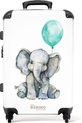 Eléphant avec ballon bleu