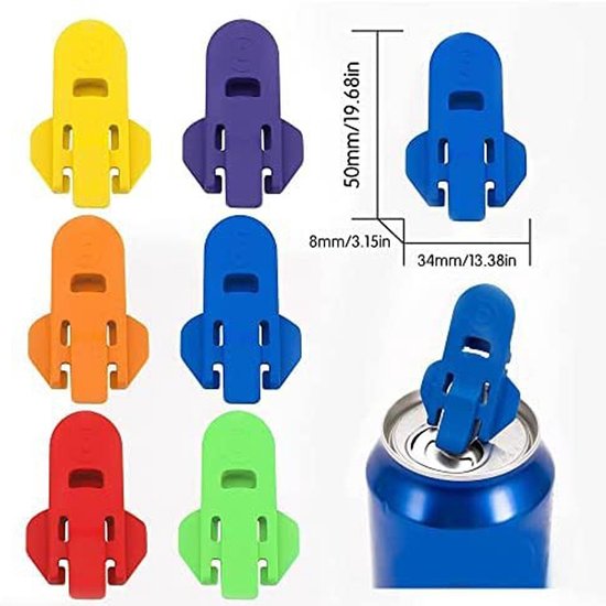 Set van zes blikopeners in geel, paars, oranje, blauw, rood en groen. Afmetingen 50x34x8mm. Blauwe opener op een blikje.