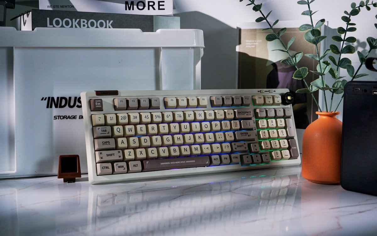 EPOMAKER RT100 - Retro White - Mechanisch Draadloos Toetsenbord - 95% - QWERTY - Retro Mechanical Keyboard met Draaiknop en Mini Scherm - Flamingo Switch thumbnail 7