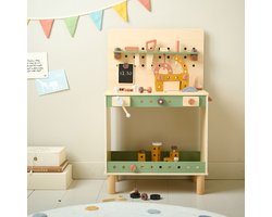 foto van Petite Amélie Werkbank Speelgoed Naturel & Groen - Incl. 57 stuks Kinder Gereedschap - Stevig van Hout - Perfecte Hoogte voor de Kleine Klusser