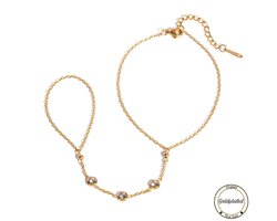 foto van Borasi Handketting Goudkleurig | Goldplated | Zirkonia Stenen | Dames Sieraden | Armband |