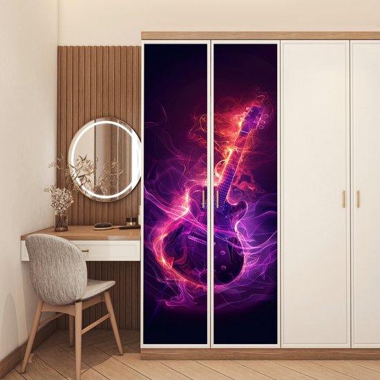 Deurposter 80x205 cm - Deursticker Gitaar - Muziek - Rook - Paars - Meubelfolie zelfklevend - Deurfolie tienerkamer - Interieurfolie kinderkamer - Deur plakfolie - Deurbehang sticker - Kamer decoratie tieners