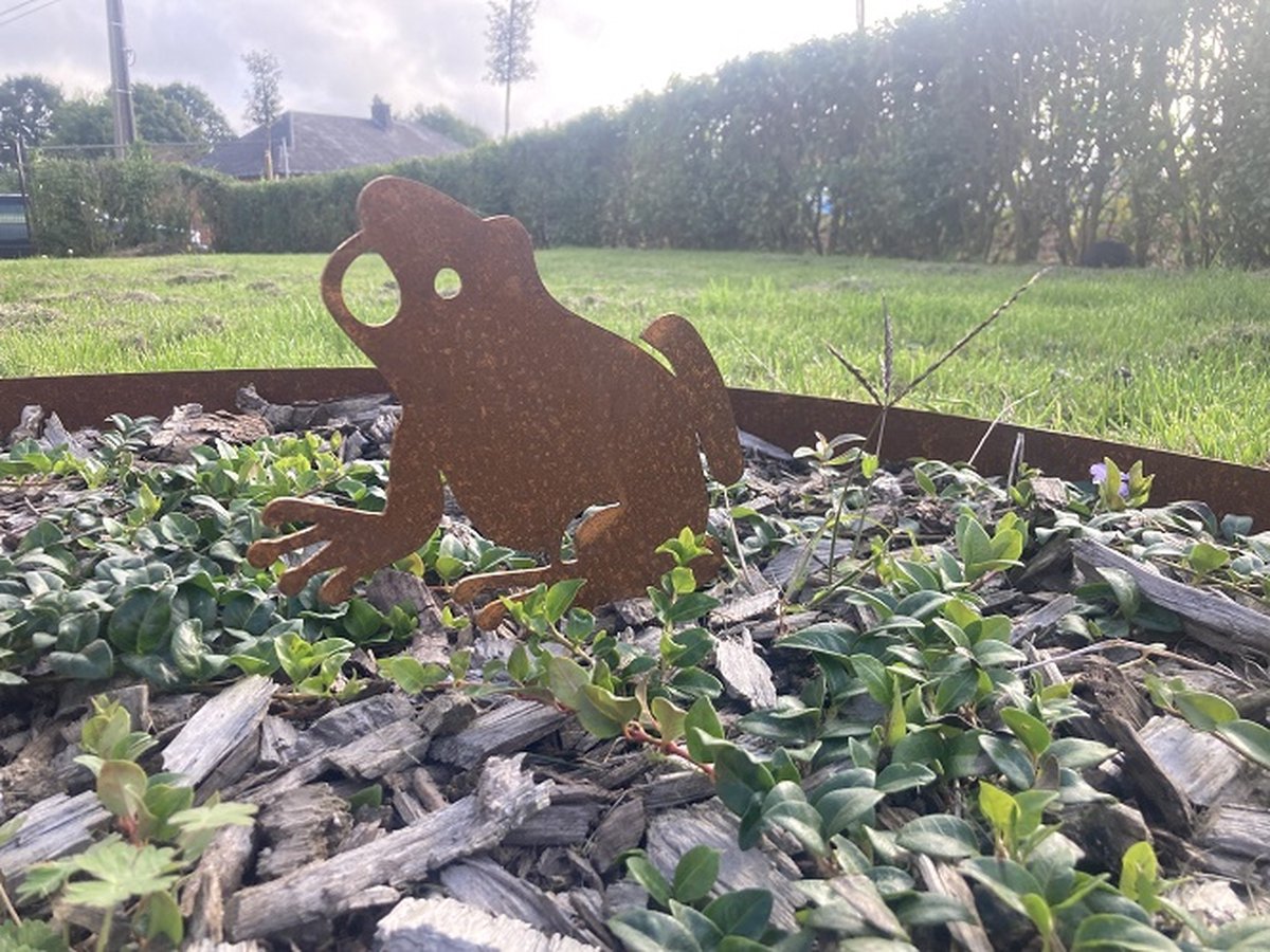 Cortenstaal_KIKKER_tuinprikker_tuinsteker_tuinbeeld_MetAgarden