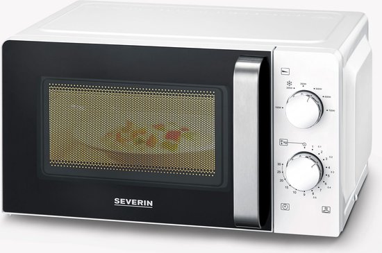 Witte Severin magnetron met zwarte deur, zilverkleurig handvat en twee draaiknoppen.