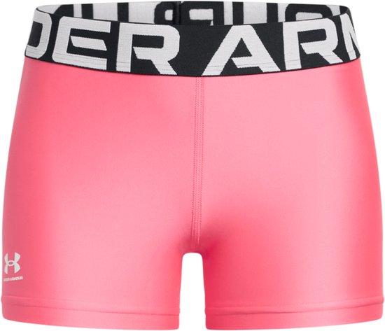 Short de sport rose avec large ceinture noire Under Armour et logo argenté.