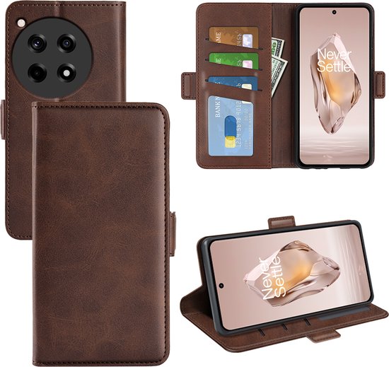 Bruin lederen telefoonhoes met telefoon, kaarten en geld, en een staande weergave.