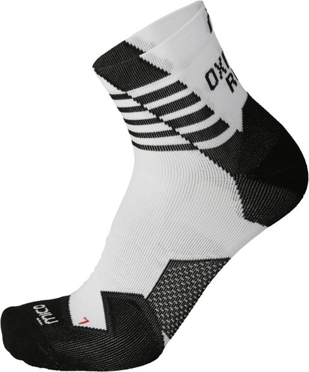 Mico Compression Oxi-Jet Run Ankle Socks