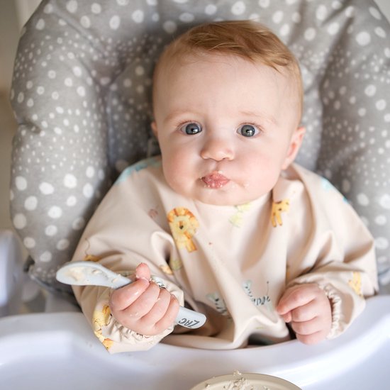 J. Børn Slabbetje Lange Mouwen met Brede Opvangbakpe (6 maanded - 2 jaar) - Peuter Kliederschort - Verfschort - Baby Slabber / Schort - Mouwslab - Mouwslabber (Safari) van J. Børn — afbeelding 5