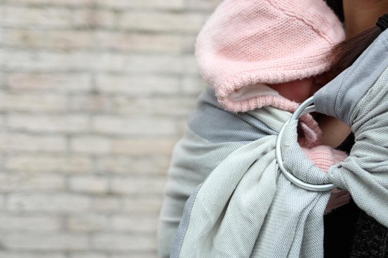 Yaro Newborn Grey Ring Sling van Yaro — afbeelding 2