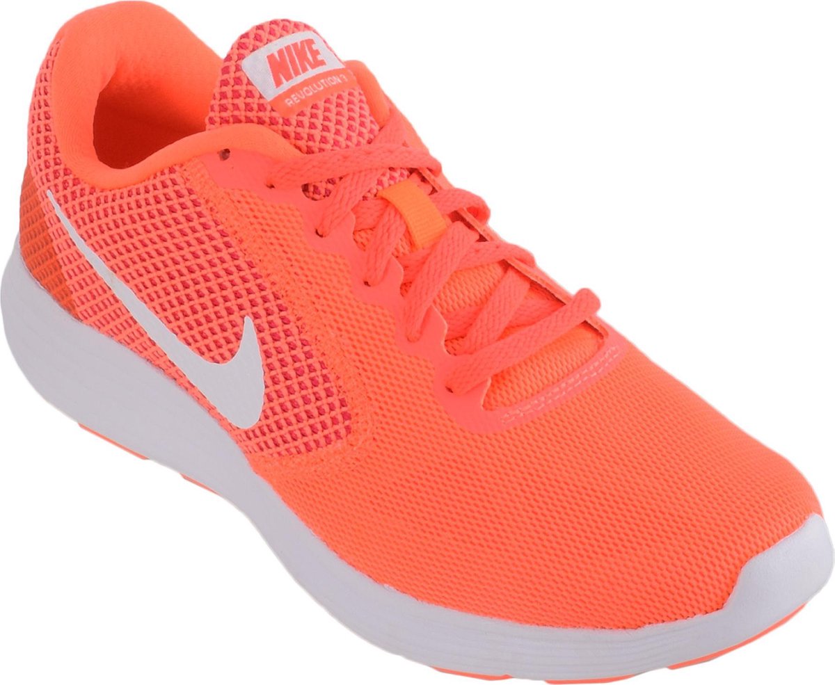 nike revolution 3