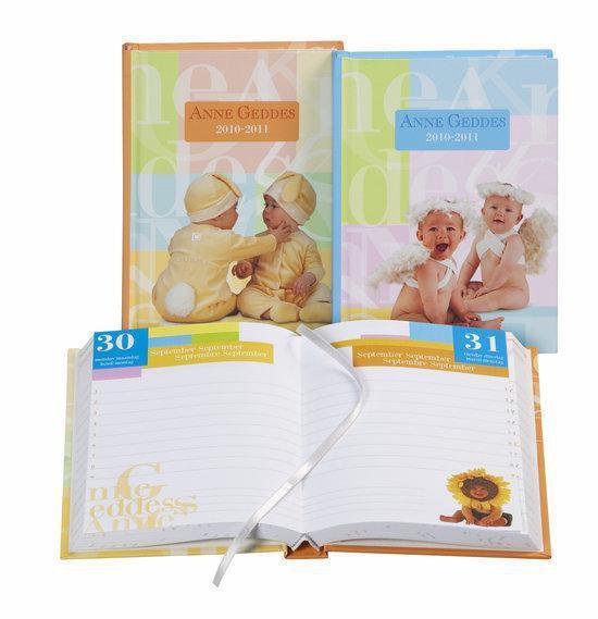 Cover van het boek 'Anne Geddes Vogue'