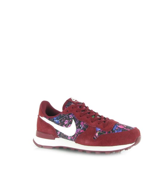 nike prm internationalist