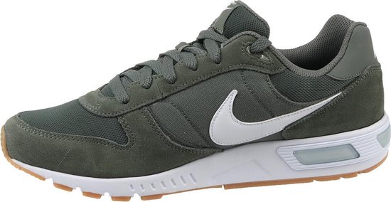 Nike Nightgazer Sportschoenen - Maat 44.5 - Mannen - groen/wit | bol.com