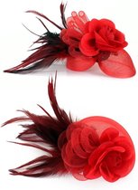 12x Broche tule, tube,veertjes en bloem rood