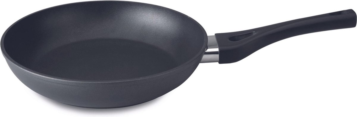 Merkloze koekenpan met patronen voor pannenkoeken, eieren en wafels
