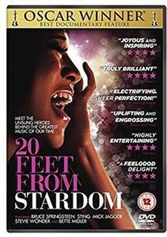 DVD hoes '20 Feet from Stardom' met de tekst 'Oscar Winner' en quotes, en een vrouw met haar mond open.
