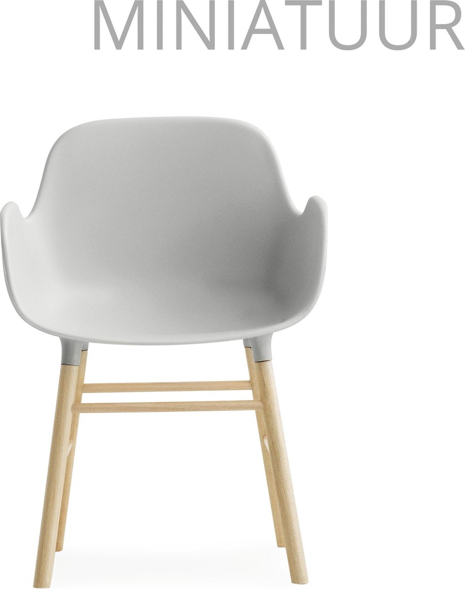 Form Armchair Miniatuur Grijs