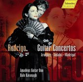 The Amadeus Duo, Dale Kavanagh - Rodrigo: Guitar Concertos (CD)