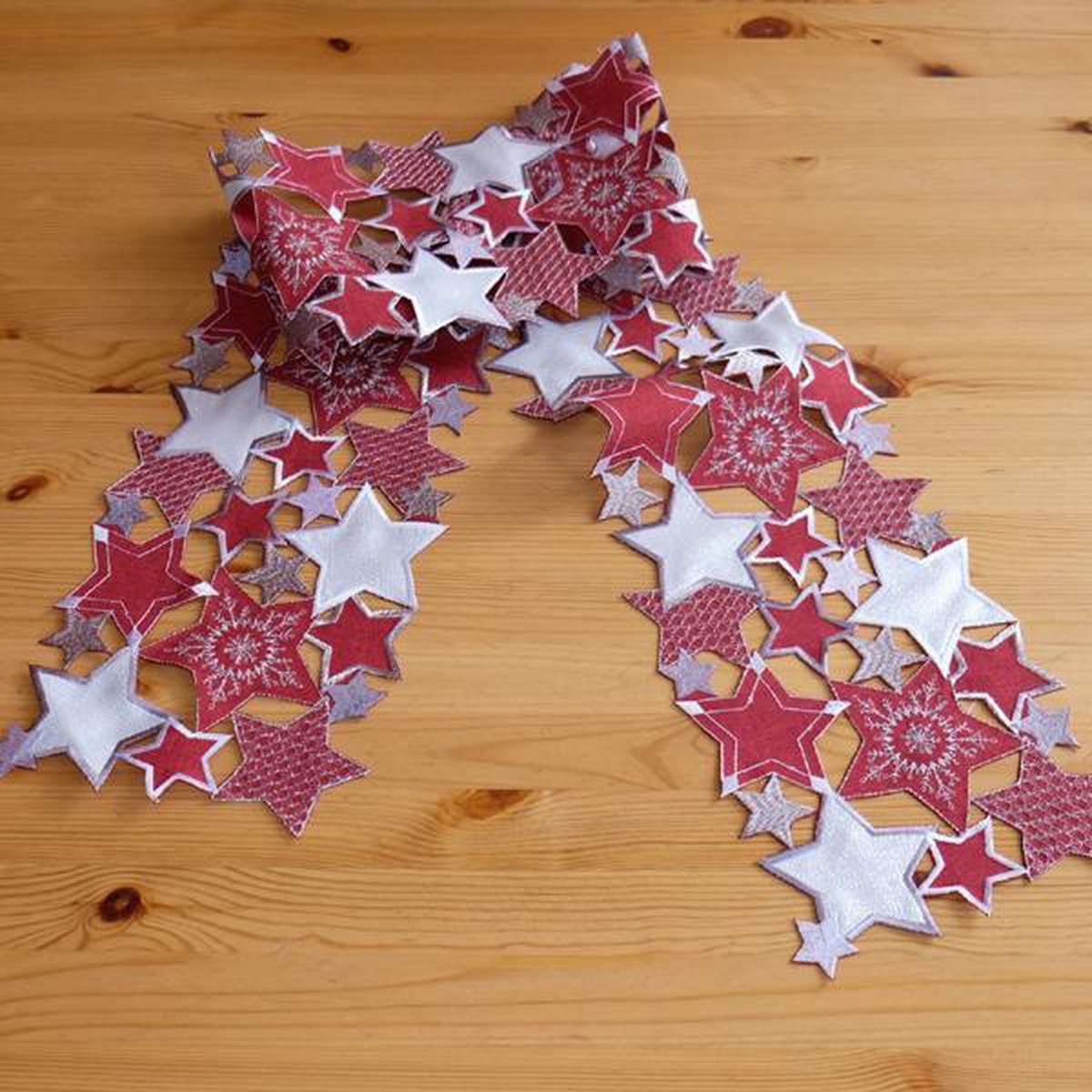 Kerstkleed - Grijs - Rood - Sterren - Loper 20x160 cm