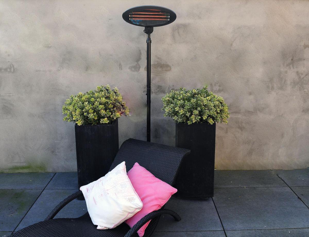 Sunred Elektra Quartz 2000 W - Freestanding Patio Heater - Black