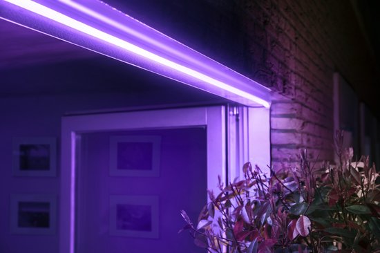 Piket Aanleg Meander Philips Hue Lightstrip Outdoor - White and Color Ambiance - 2m - Buiten |  bol.com