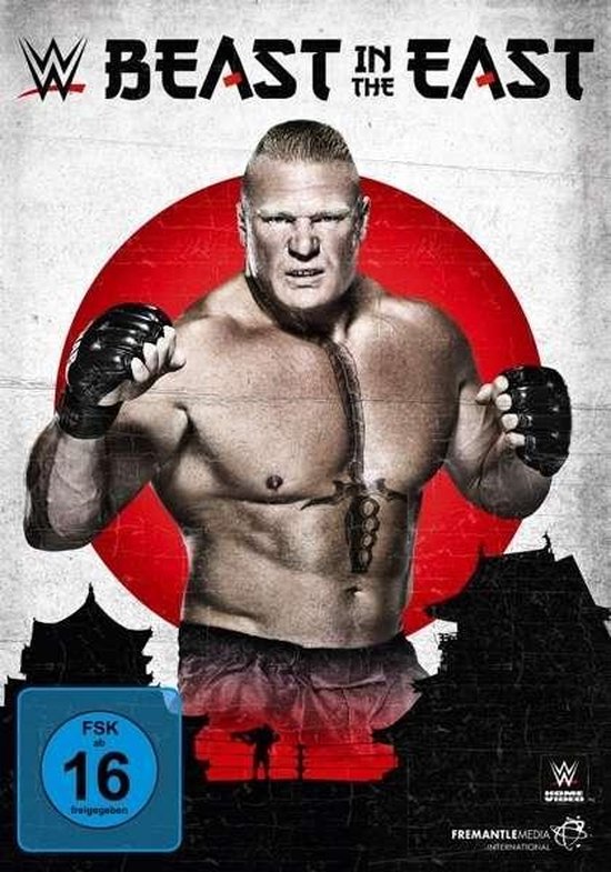 Brock Lesnar in "Beast in the East" DVD-hoes, met rode cirkel en silhouet van een stad.