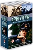 Family At War - Complete Collection (Import)