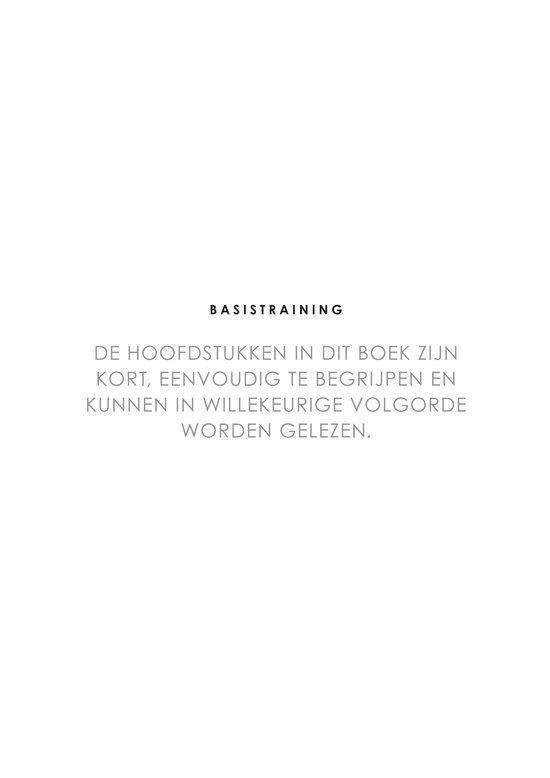 Tekst over 'Basistraining', de hoofdstukken zijn kort en makkelijk te begrijpen.