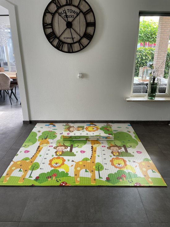 Tapis de jeu Bébé Enfants - Tapis de jeu XL - Mousse - Double face - Pliable - 180 x 200 cm - Girafe et Trains - 1,5 cm d'épaisseur - Sac de rangement inclus