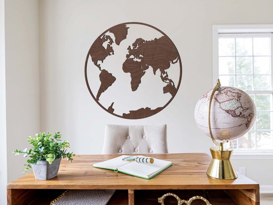 HOUTEN WANDDECORATIE / WOODEN WALL DECORATION - MUURDECORATIE / WALL ART - HOUTEN WERELDKAART - WERELDBOL / WOODEN WORLD MAP - EARTH GLOBE - 70 x 70cm - DONKER HOUT / DARK WOOD - WANDFIGUUR / LANDEN ECHT HOUT - REAL WOOD ROND