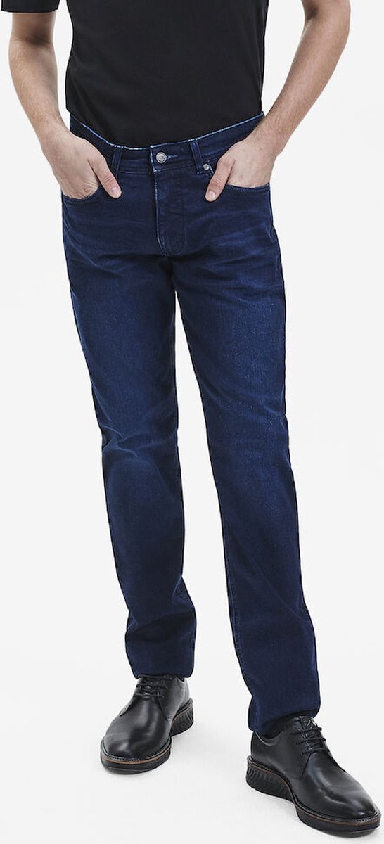 Super Stretch Jeans in Fitted Fit | 36/32