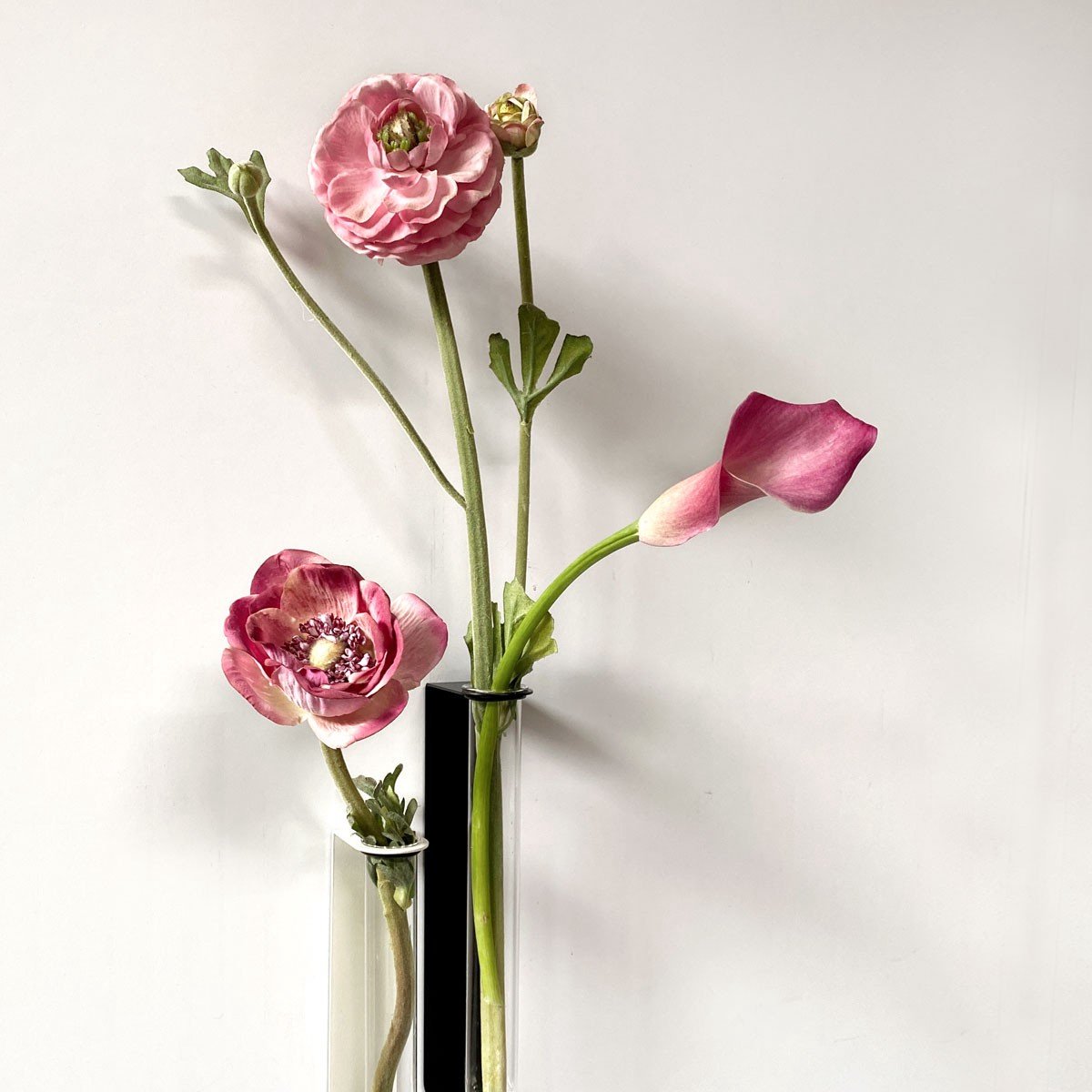 Groovy Magnets Flower Vase Large Black