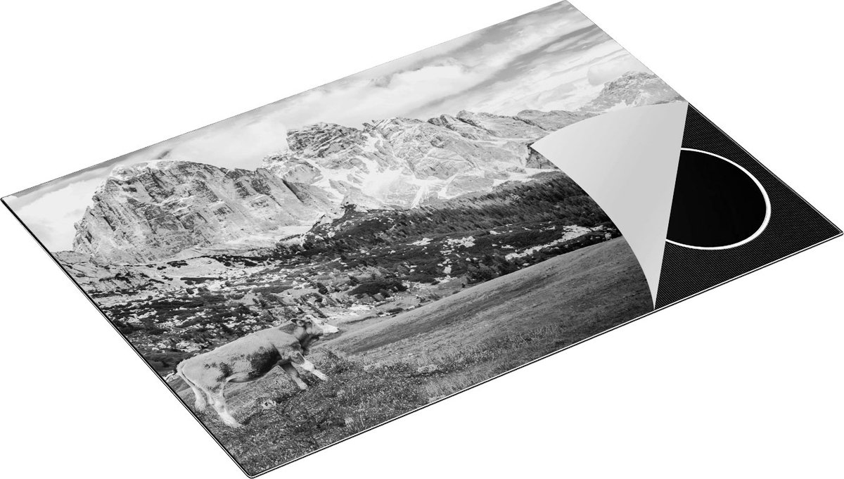 Chefcare Inductie Beschermer Bruine Koe in de Wei in de Bergen - Zwart Wit - 77x51 cm - Afdekplaat Inductie - Kookplaat Beschermer - Inductie Mat