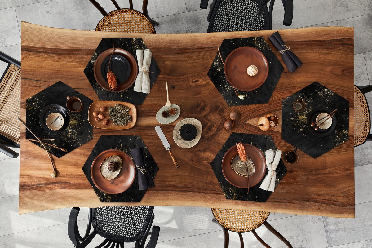 Placemats hexagon - Onderleggers placemats - Placemat zeshoek - Luxe - Goud - Zwart - 6 stuks